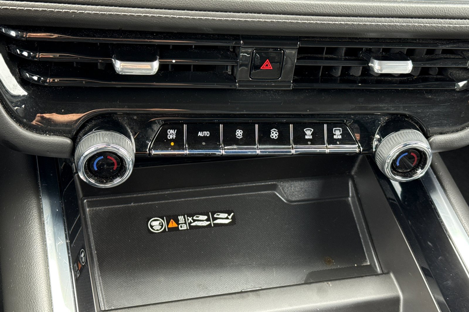 Used 2025 Chevrolet Tahoe Z71 image 28