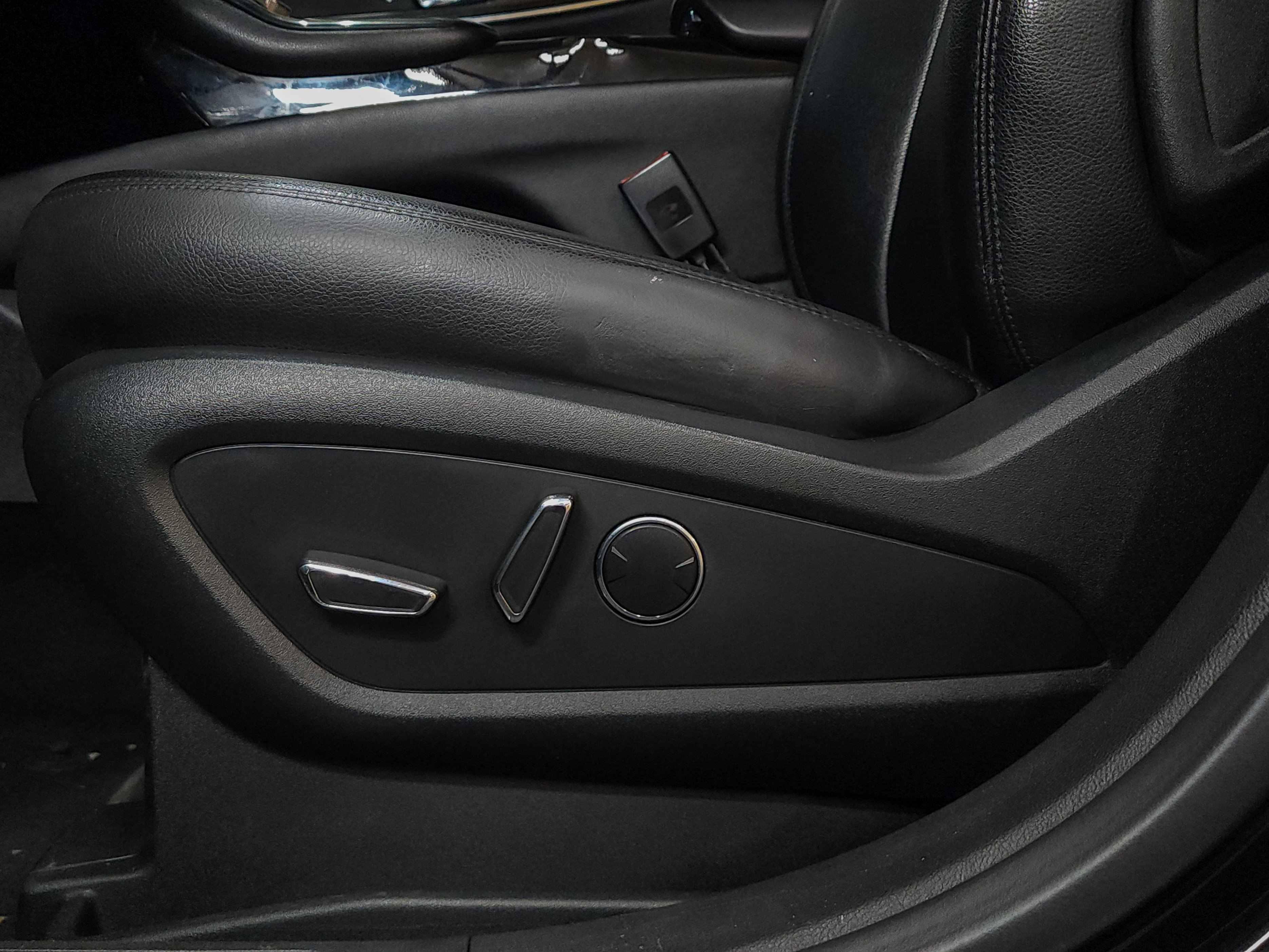 Used 2022 Lincoln Nautilus FWD image 39