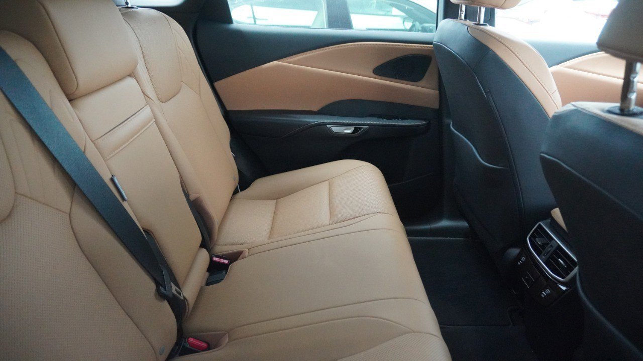 Used 2025 Lexus RX 350 Premium w/ Convenience Package FWD image 12