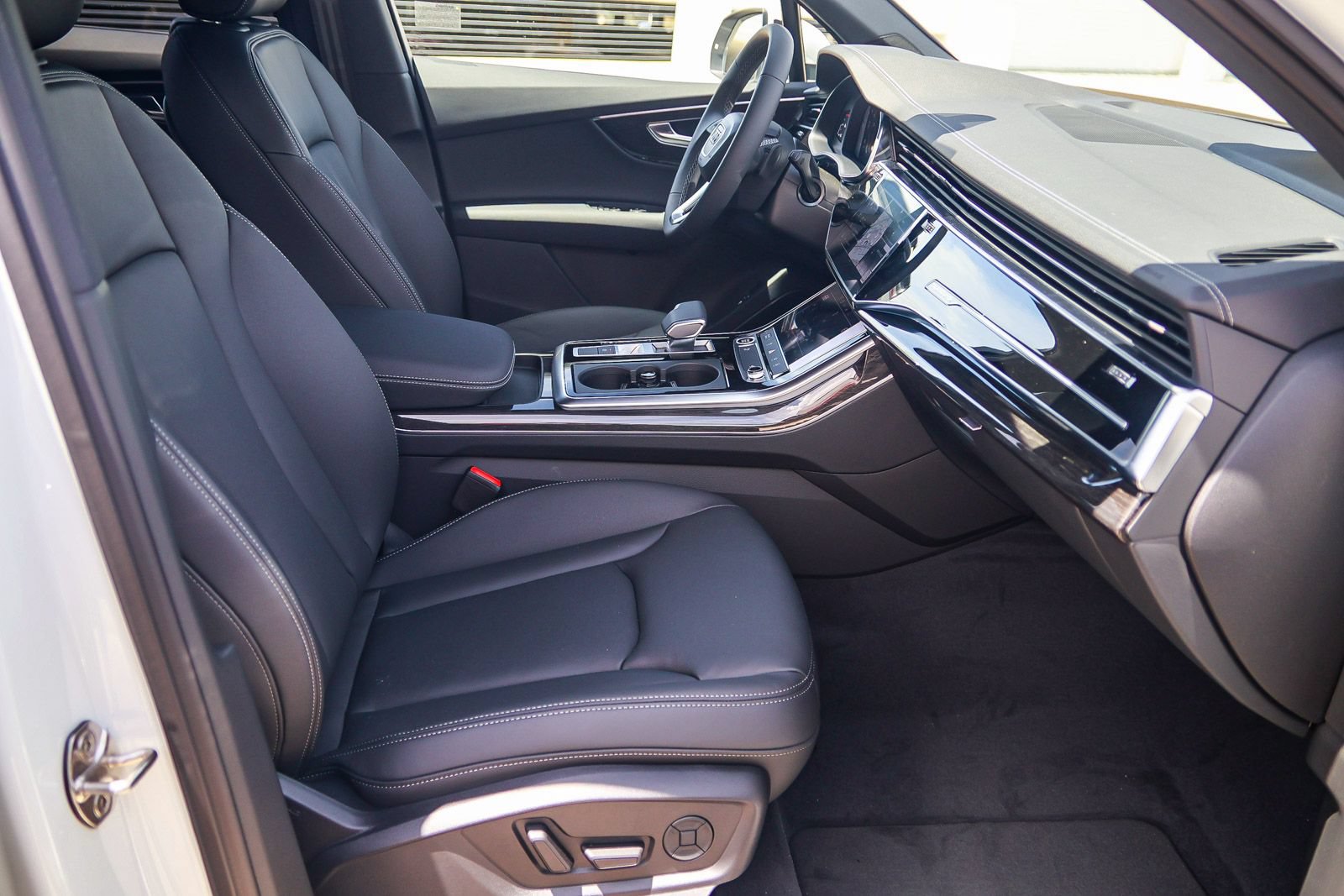New 2026 Audi Q7 2.0T Premium AWD/4WD image 17