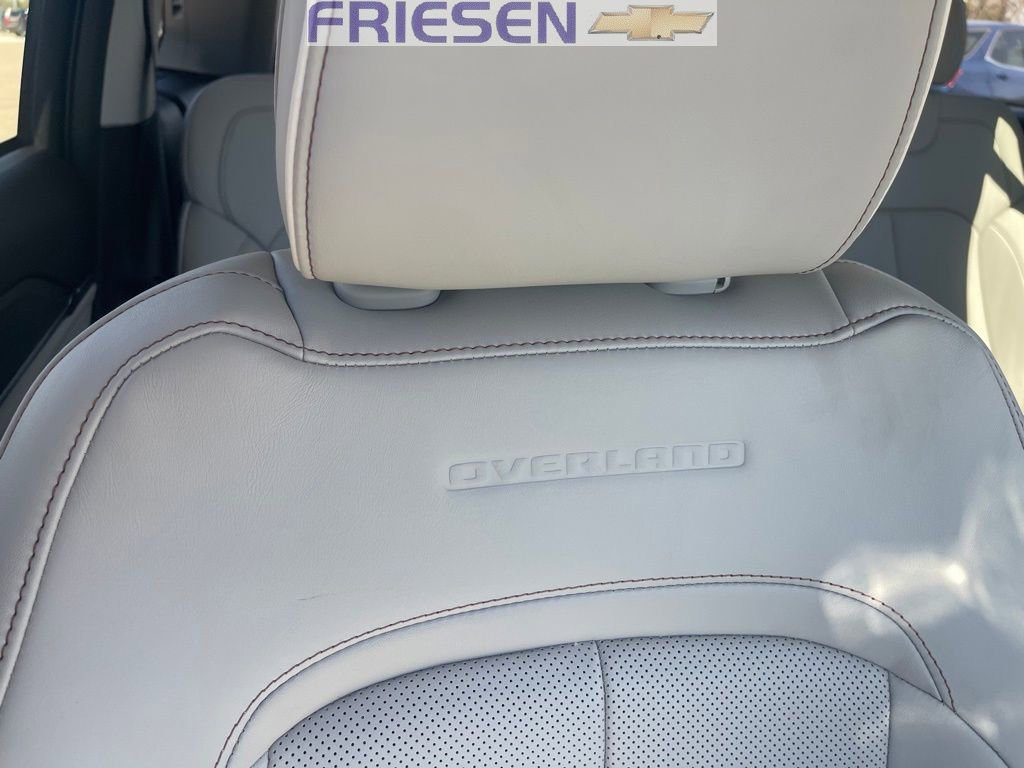 Used 2022 Jeep Grand Cherokee Overland image 40