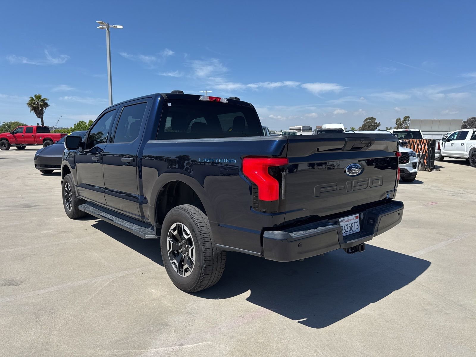 Used 2023 Ford F150 Lightning XLT AWD/4WD image 2