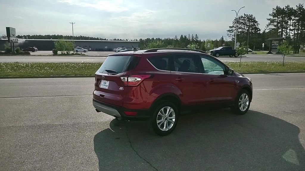 Used 2018 Ford Escape SEL AWD/4WD image 4