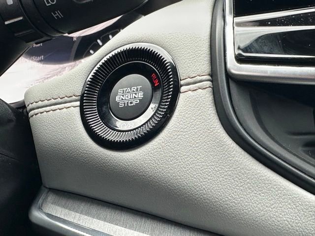 Used 2022 Jeep Compass Limited image 35