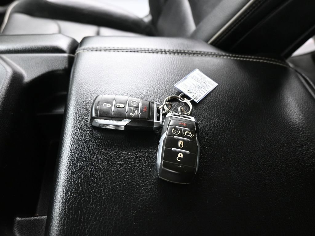 Used 2019 RAM 1500 Laramie image 19