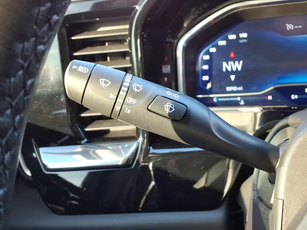 Used 2022 Chevrolet Silverado 1500 LT Trail Boss w/ Convenience Package II image 32