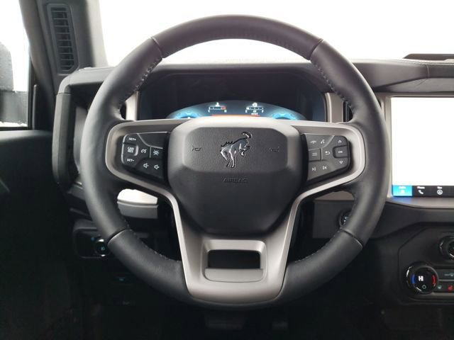 New 2025 Ford Bronco Outer Banks w/ Sasquatch Package image 12