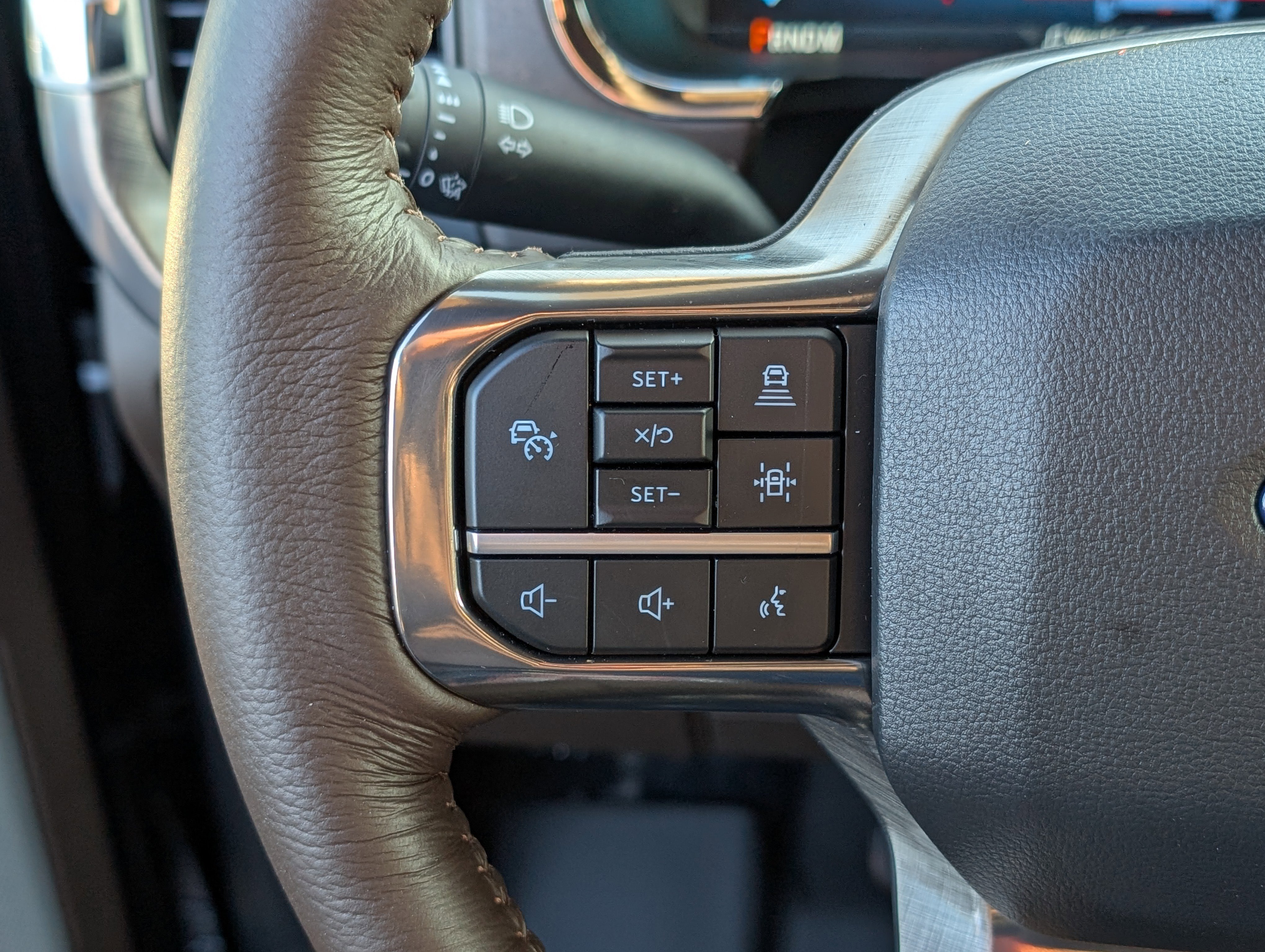 New 2026 Ford F150 King Ranch w/ Equipment Group 601A High image 23