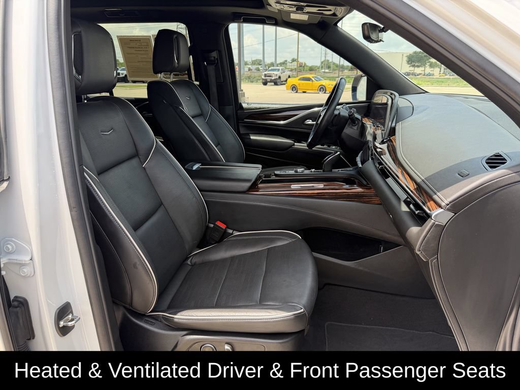 Used 2024 Cadillac Escalade Premium Luxury w/ Performance Package AWD/4WD image 35
