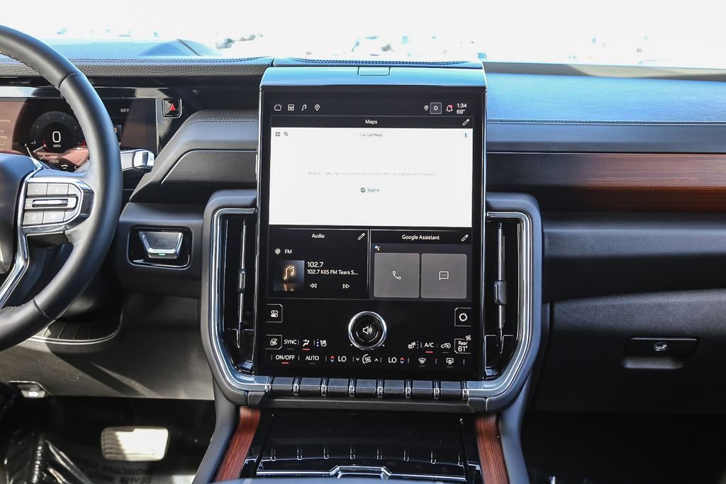 Used 2025 GMC Yukon XL Denali image 14