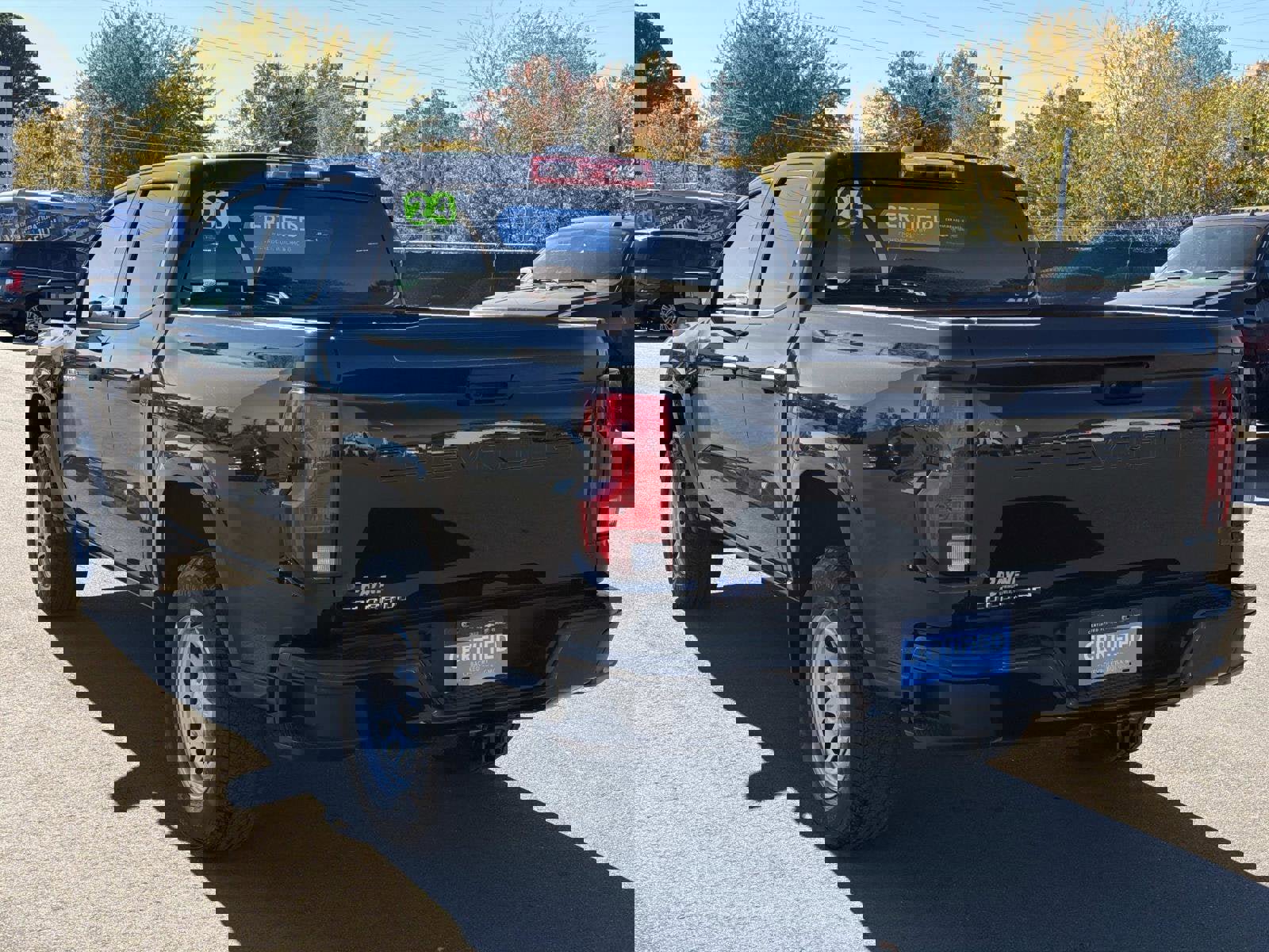 Certified 2024 Chevrolet Colorado W/T image 17