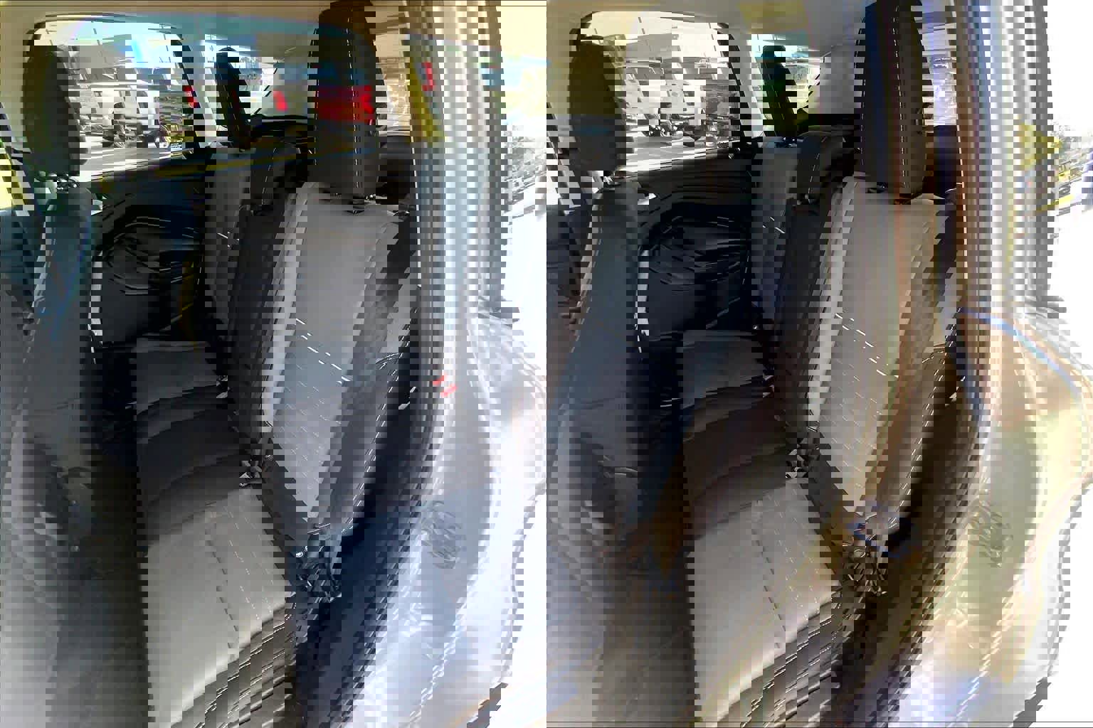 Used 2015 Ford Escape SE image 20