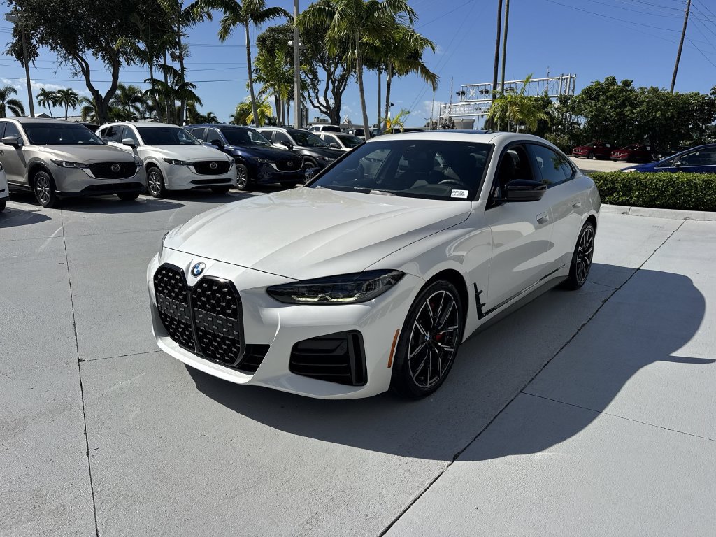 Used 2023 BMW 430i Gran Coupe xDrive w/ M Sport Package AWD/4WD image 9