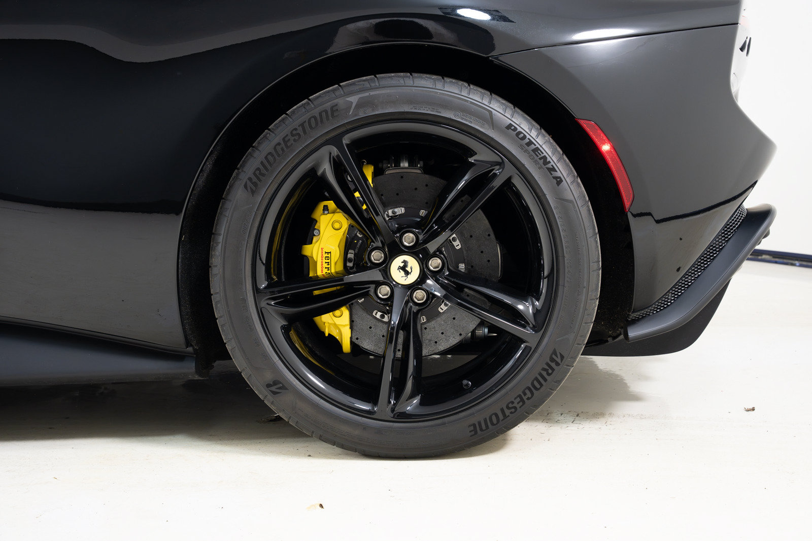 Certified 2026 Ferrari 296 GTS RWD image 24