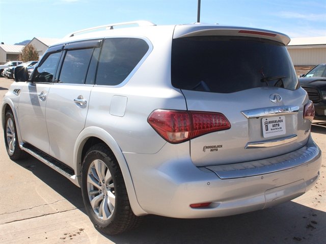 Used 2017 INFINITI QX80 4WD w/ Driver Assistance Package image 8