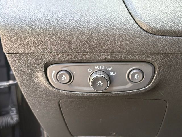 Used 2023 Buick Encore GX Preferred w/ Cold Weather Comfort Package AWD/4WD image 30