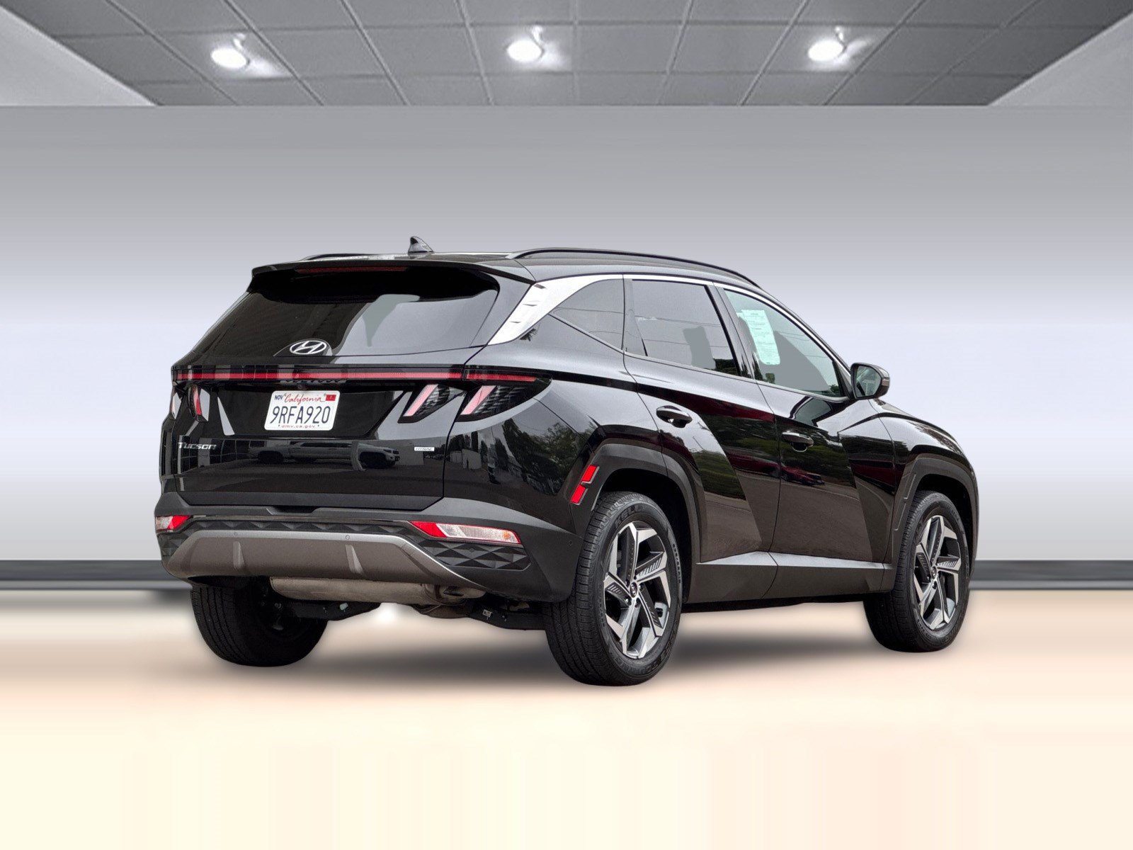Used 2022 Hyundai Tucson Limited w/ Cargo Package AWD/4WD image 9