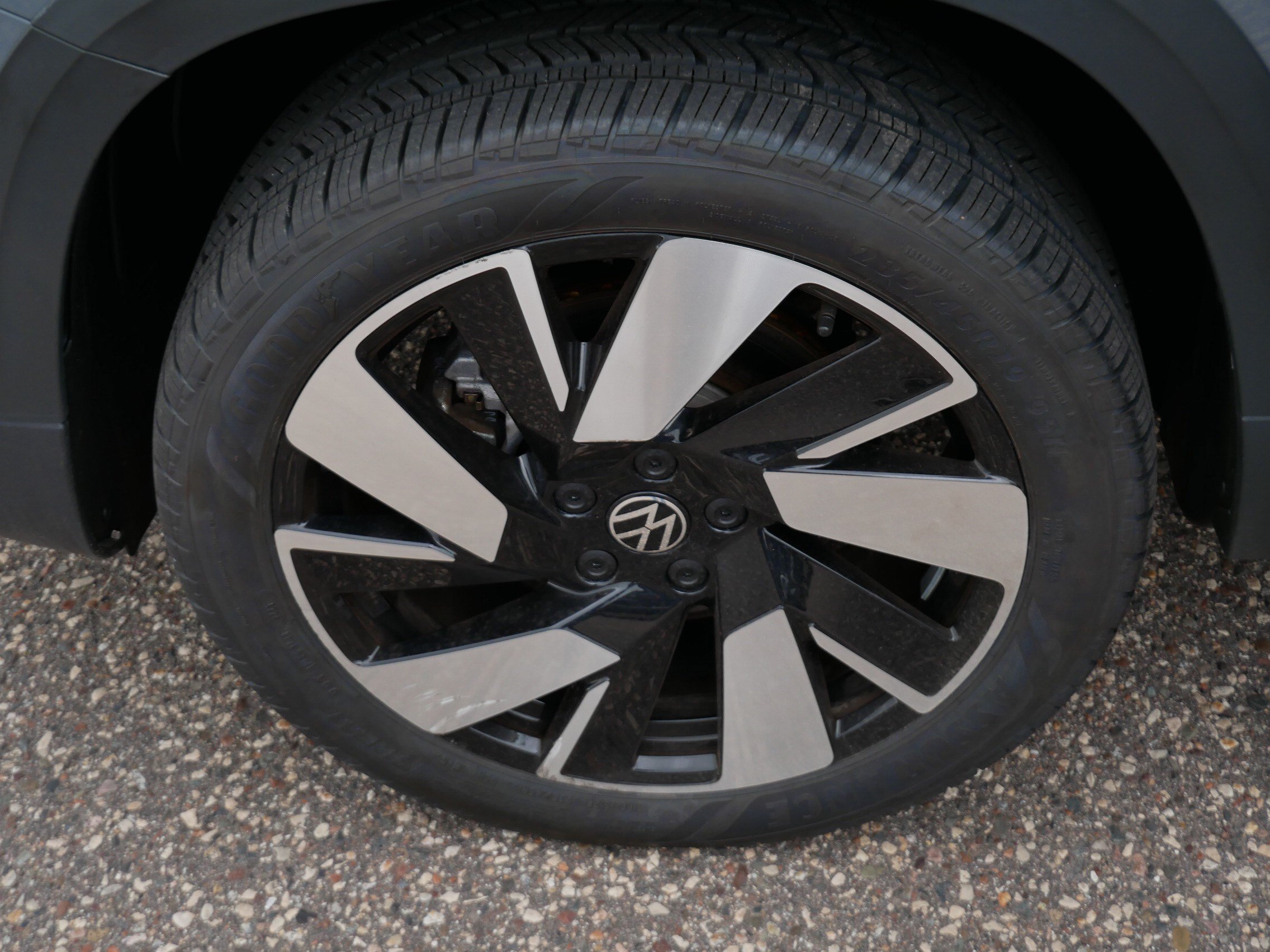 Certified 2024 Volkswagen Taos SEL AWD/4WD image 15