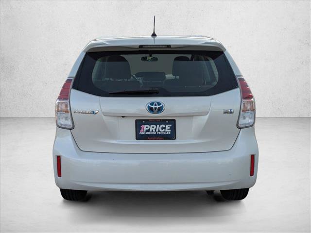 Used 2017 Toyota Prius V Two image 6
