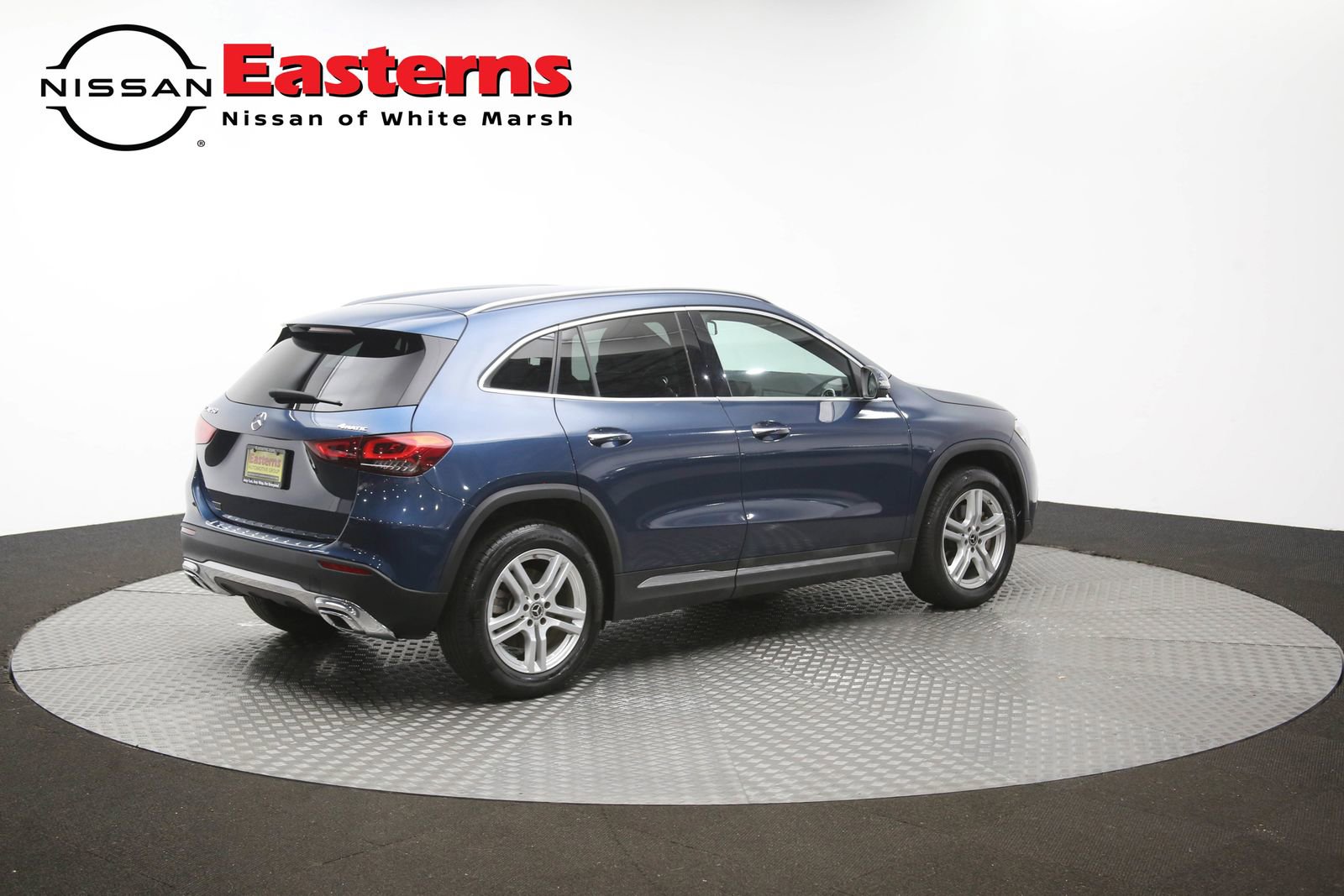 Used 2023 Mercedes-Benz GLA 250 4MATIC w/ Premium Package image 41
