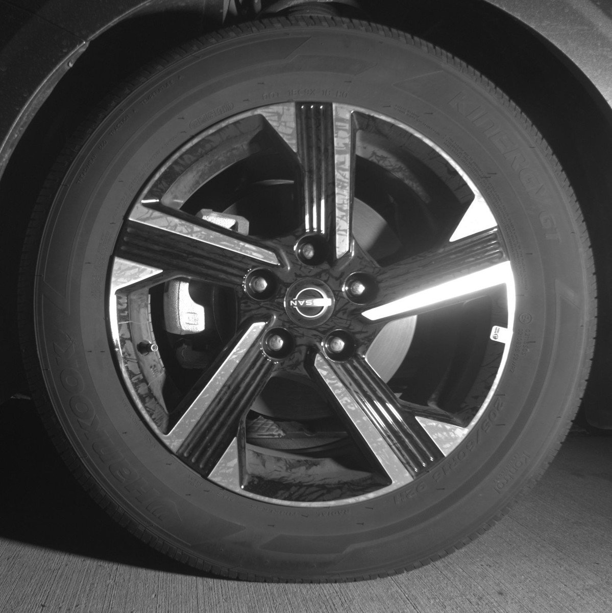 Used 2025 Nissan Sentra SV image 11