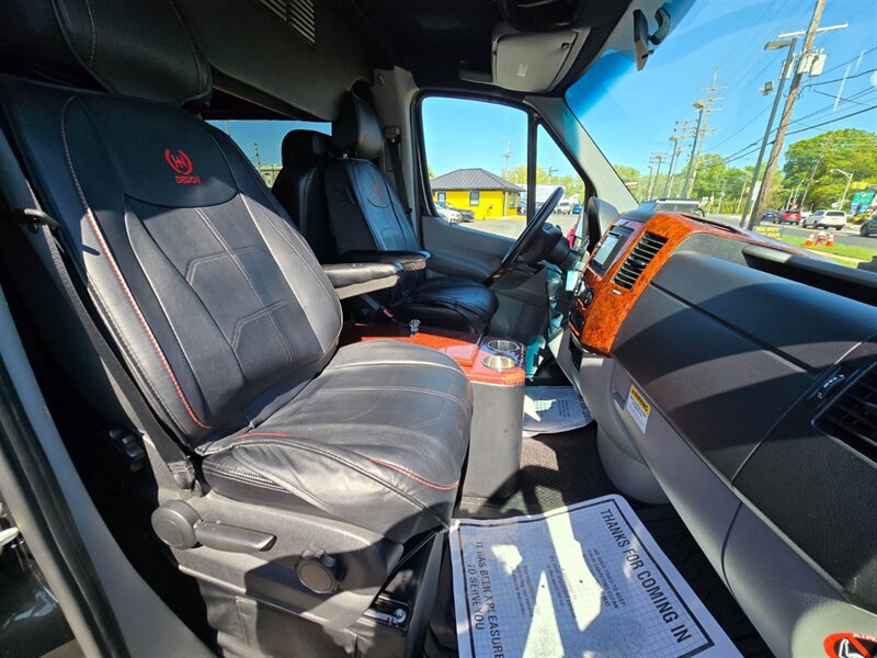 Used 2014 Mercedes-Benz Sprinter 2500 image 8