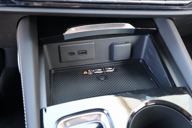 New 2025 Buick Envision Sport Touring image 22