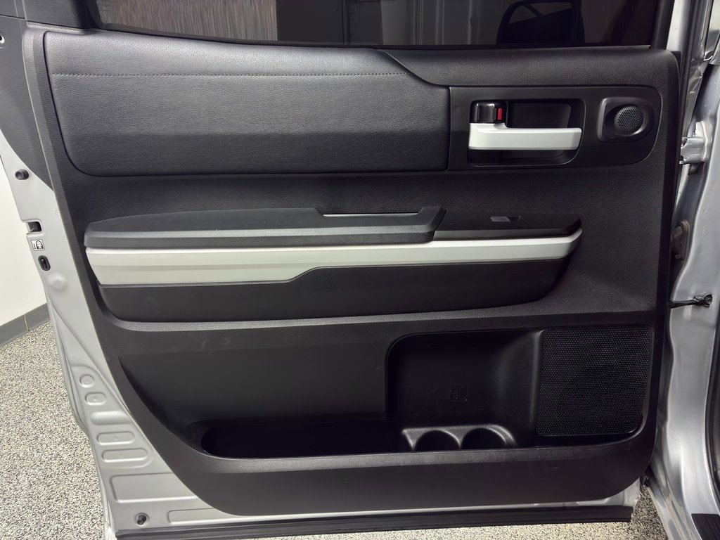 Used 2018 Toyota Tundra SR5 image 41