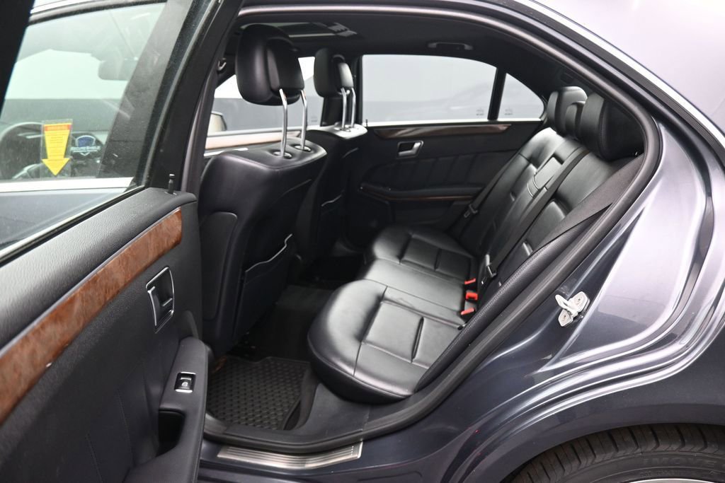 Used 2012 Mercedes-Benz E 350 4MATIC Sedan image 29