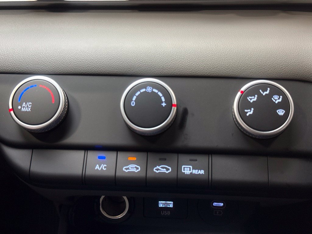 New 2026 Hyundai Elantra SE FWD image 15