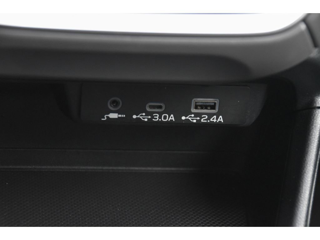 Certified 2024 Subaru Crosstrek 2.0i Premium image 33