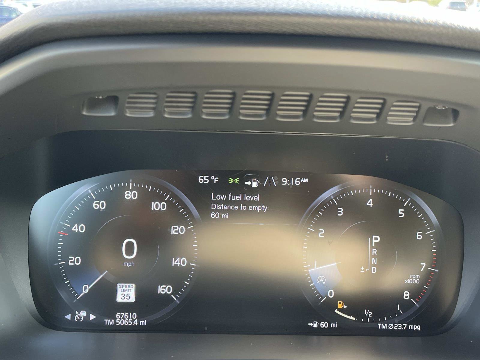 Used 2022 Volvo XC90 T5 Momentum w/ Protection Package Premier image 23