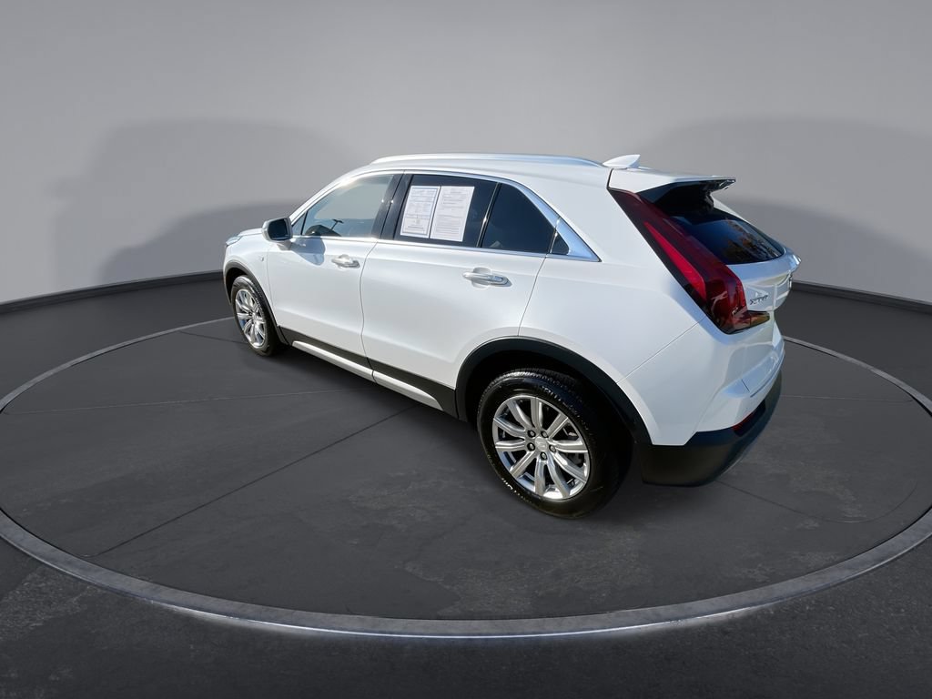 Used 2020 Cadillac XT4 Premium Luxury w/ Enhanced Visibility Package FWD image 6