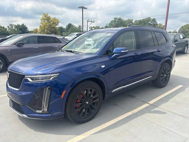 Certified 2024 Cadillac XT6 Sport w/ LPO, ONYX Package AWD/4WD image 1