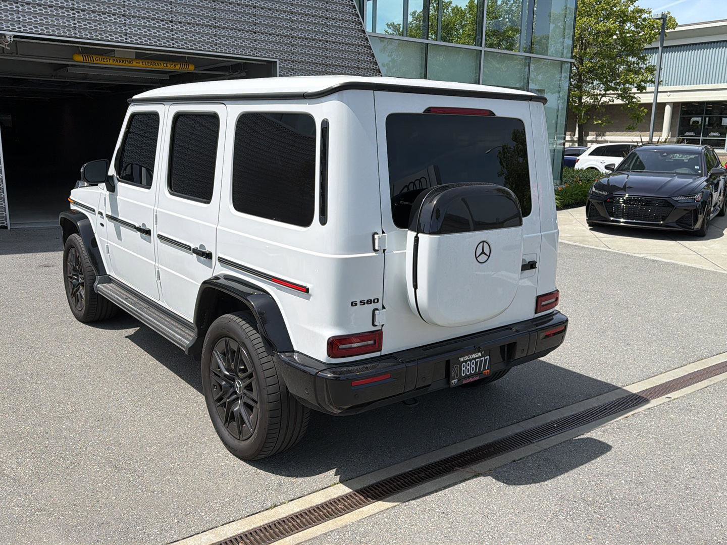 Used 2025 Mercedes-Benz G 580 w/ EQ Technology image 6