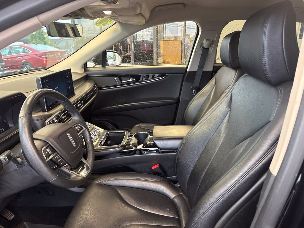 Certified 2022 Lincoln Nautilus AWD image 10