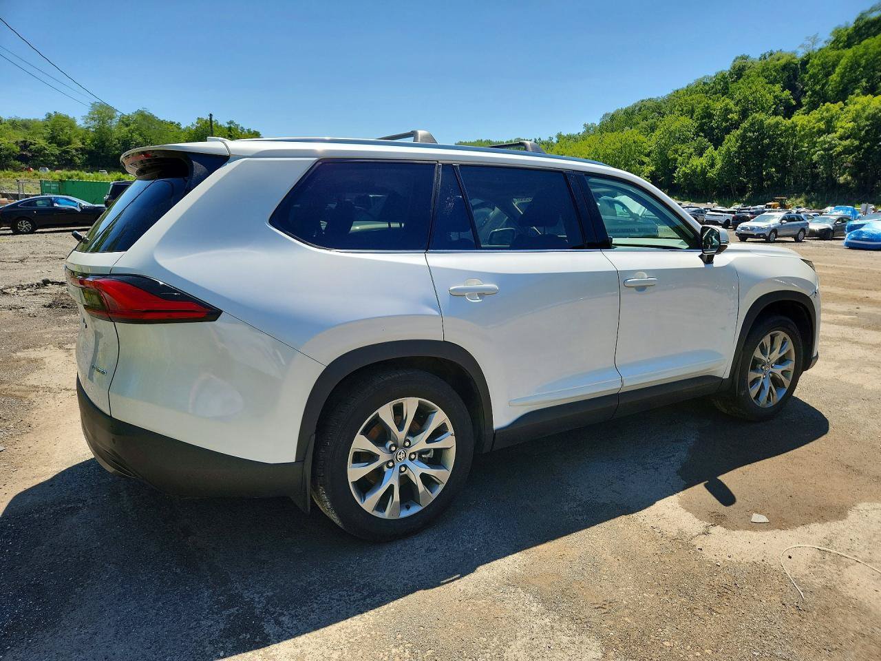 Used 2024 Toyota Grand Highlander AWD Hybrid image 5
