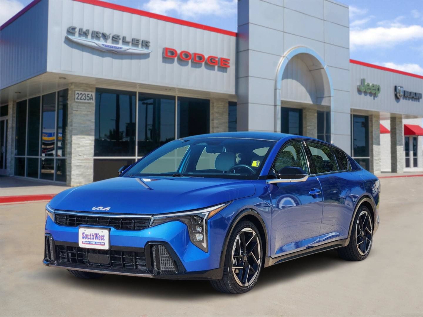 Used 2025 Kia K4 GT-Line w/ GT-Line Premium Package FWD image 2