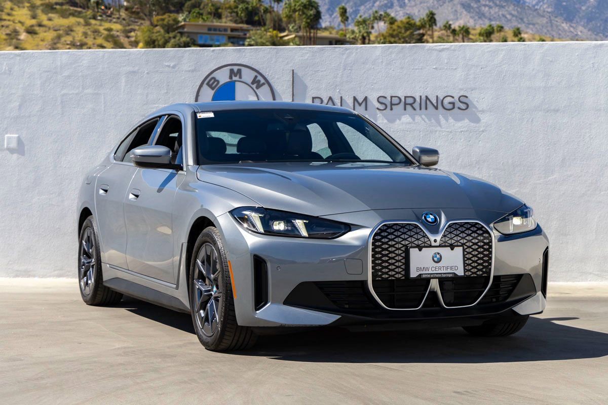 Certified 2025 BMW i4 eDrive40 image 8