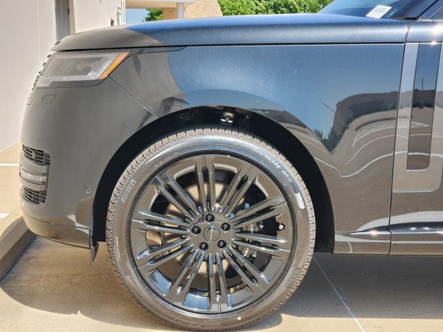 New 2026 Land Rover Range Rover Long Wheelbase SE AWD/4WD image 6