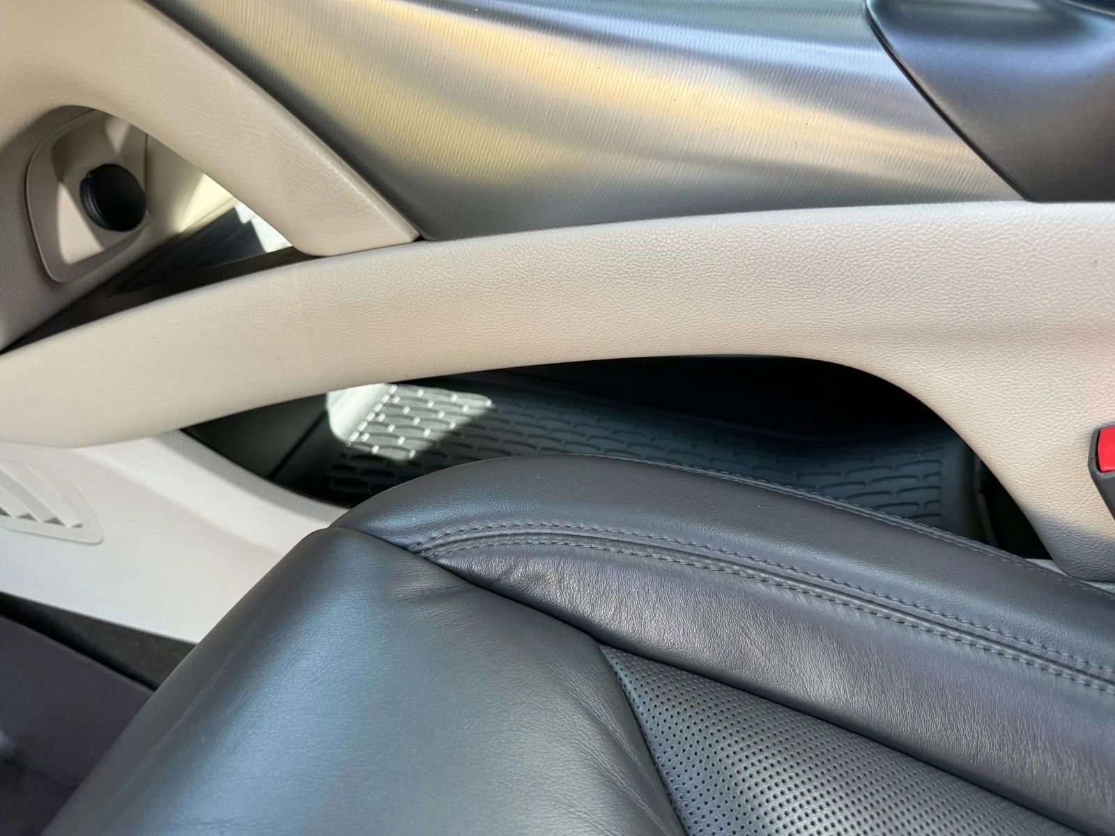 Used 2019 Lincoln Nautilus Select image 31