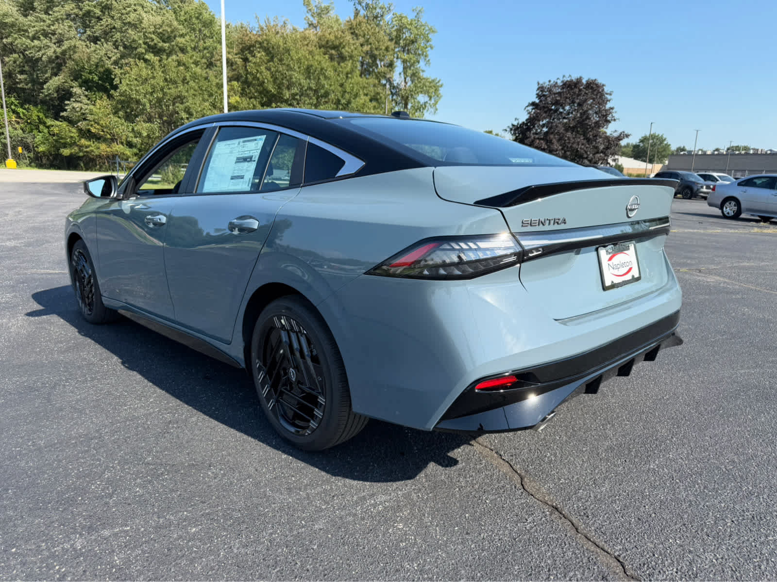 New 2027 Nissan Sentra SR w/ Floor Mat Package FWD image 5