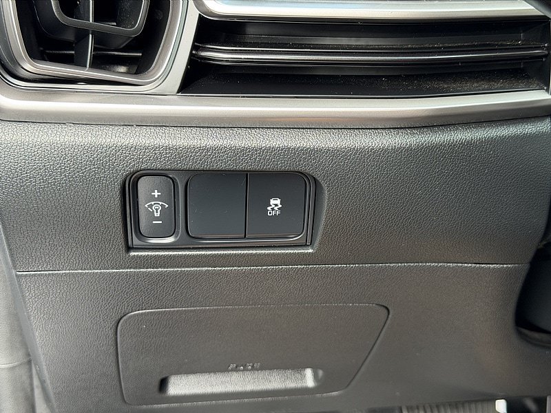 Used 2025 Kia Sorento S w/ Panoramic Sunroof Package FWD image 24