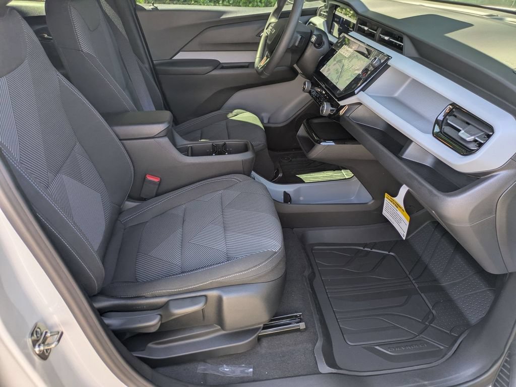 New 2027 Chevrolet Bolt LT FWD image 33