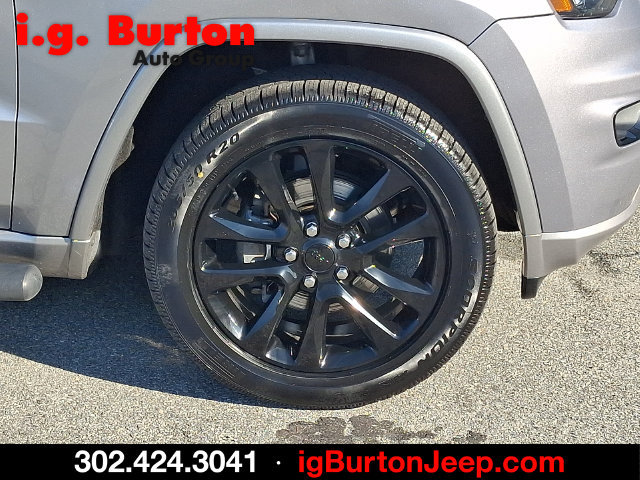 Used 2020 Jeep Grand Cherokee Altitude AWD/4WD image 8