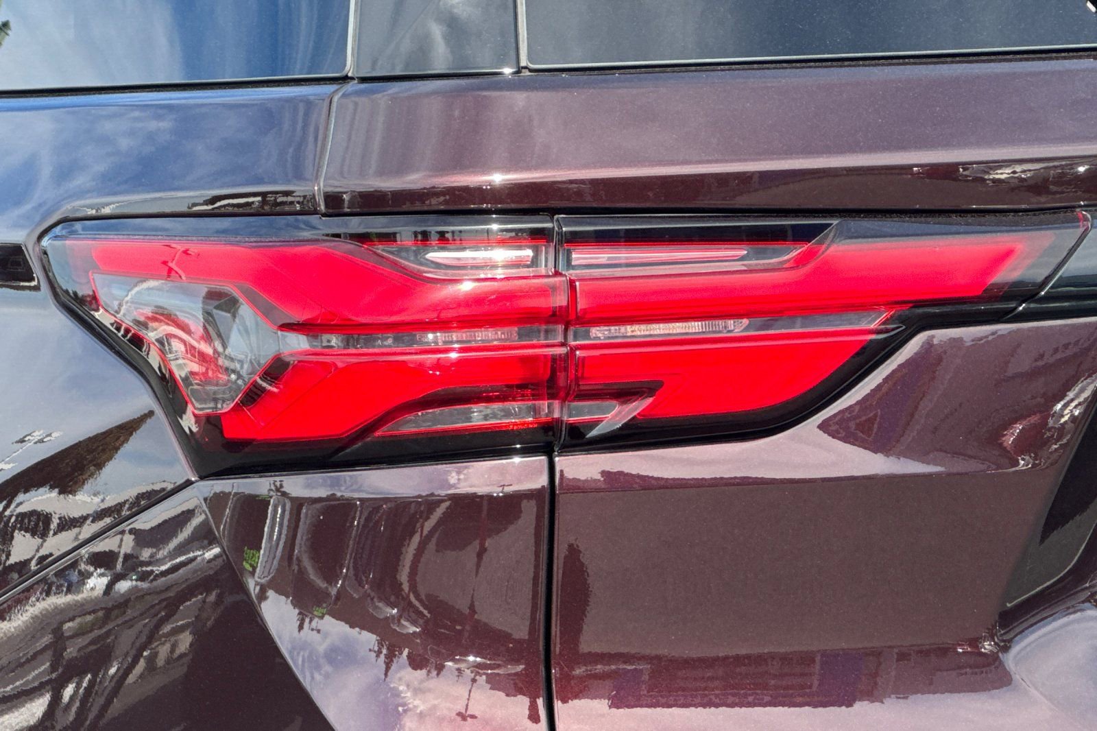 Used 2023 Chevrolet Traverse LT image 44