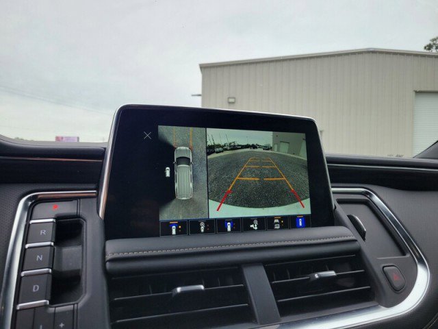 Used 2023 GMC Yukon XL SLT w/ SLT Premium Package RWD image 17