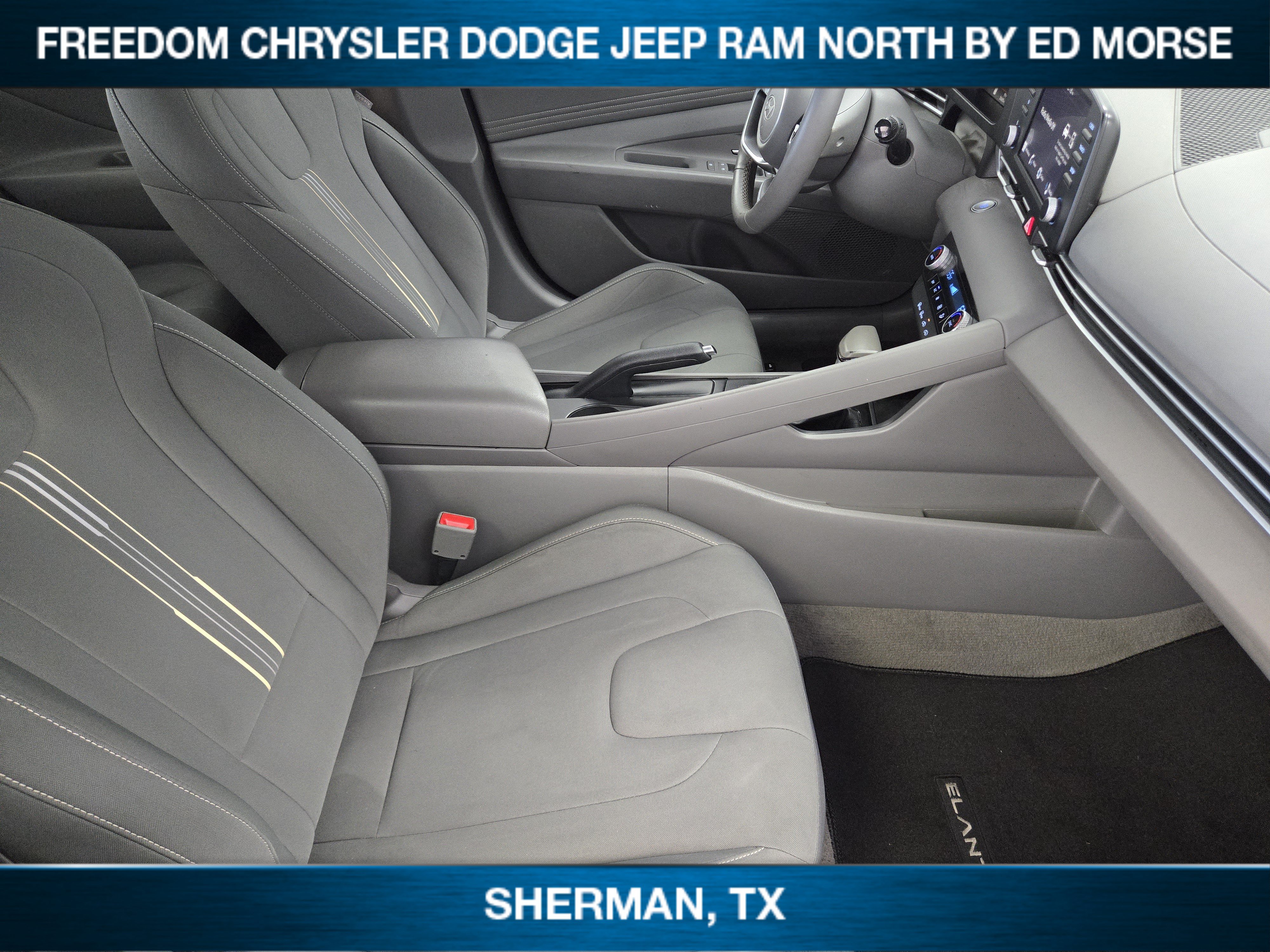 Used 2025 Hyundai Elantra Sport FWD image 9