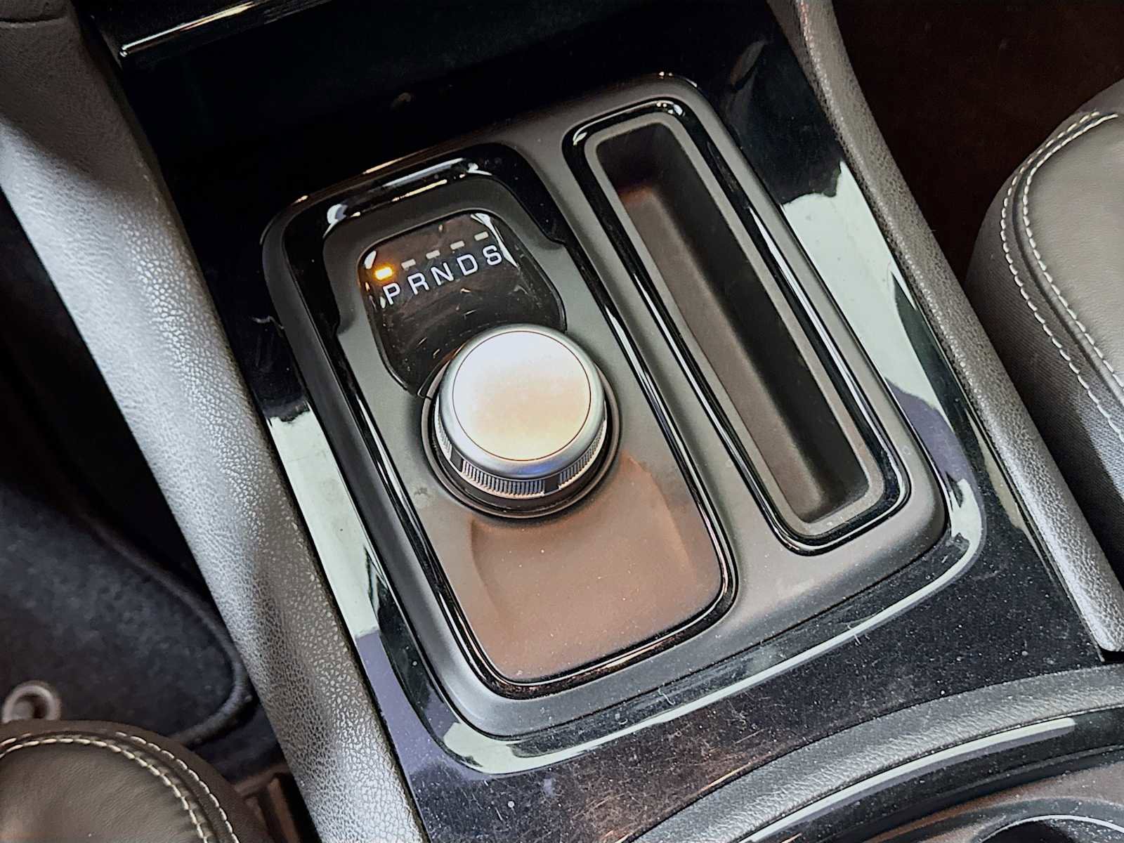 Used 2019 Chrysler 300 S image 15