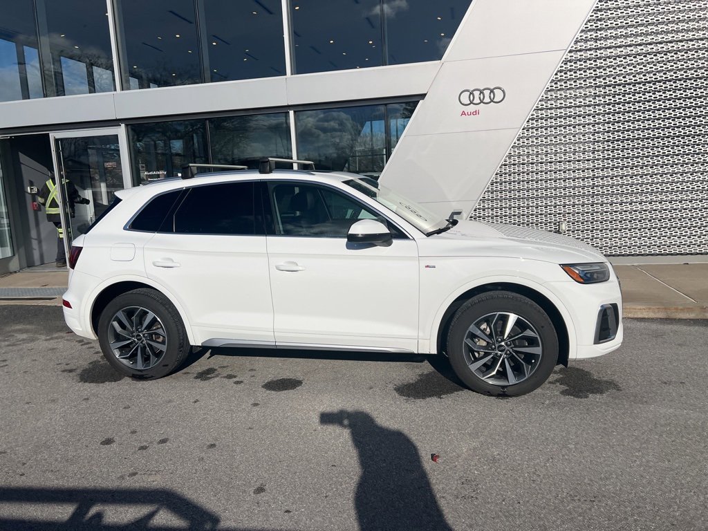Used 2023 Audi Q5 2.0T Premium Plus w/ Premium Plus Package image 16